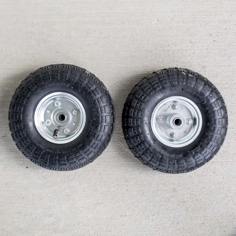 Pneumatic Tires Set