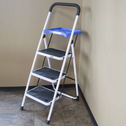 Three Step Ladder With Utility Tray