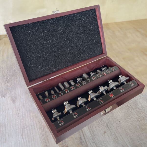 20 Piece Router Bit Set in Wood Box - Pro-Series